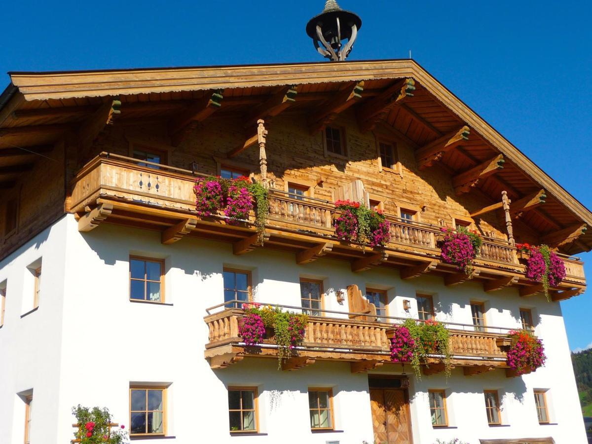 Ferienwohnung Huberhof Oberndorf in Tirol Dış mekan fotoğraf